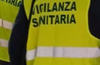 Escrementi di topo, chiude bar 'Chabloz' a Nus