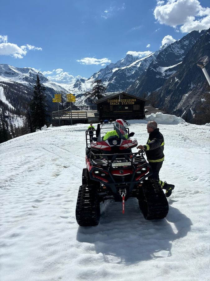 In salvo due sciatori in difficoltà a Courmayeur In salvo due sciatori in difficoltà a Courmayeur