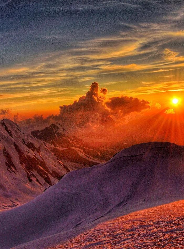 Monte Rosa al tramonto-Photo Credits: Mount Live
