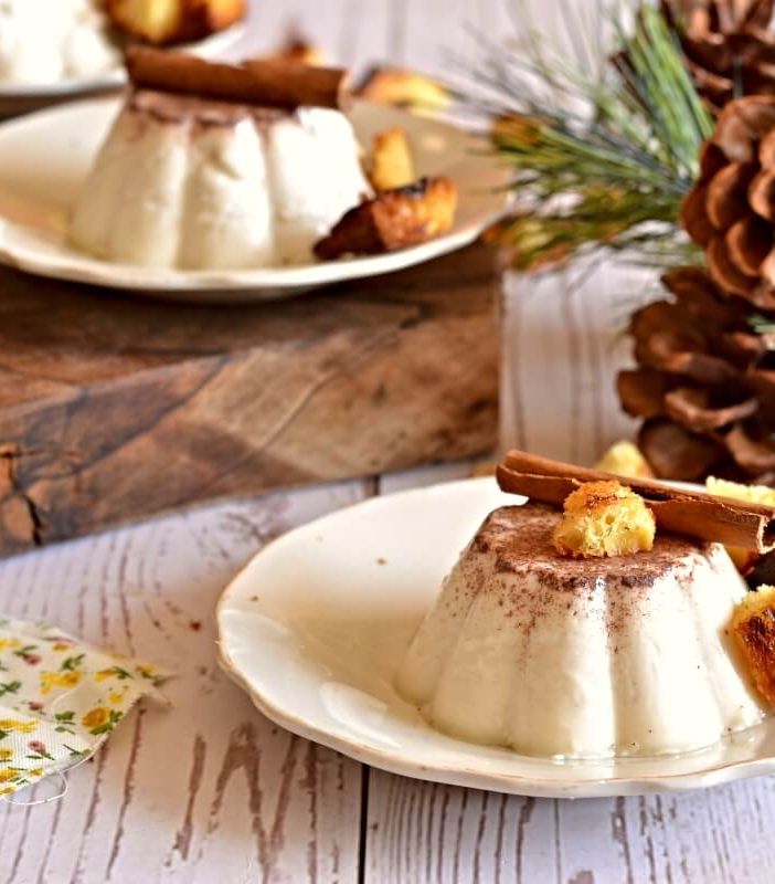 Panna cotta alla cannella e crostini di panettone con 'La Pagina del Goloso'