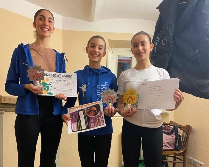 Da sn Martina Antonia, Maria e Serena dopo la premiazione