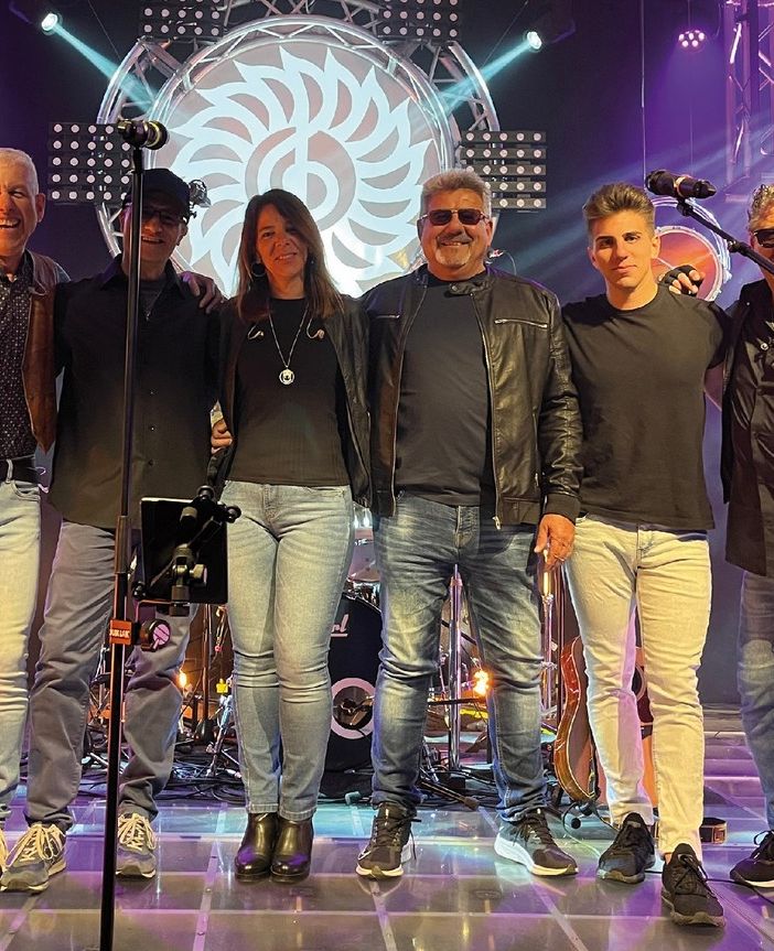 La band The Why Not al Castello Reale di Sarre per Telethon