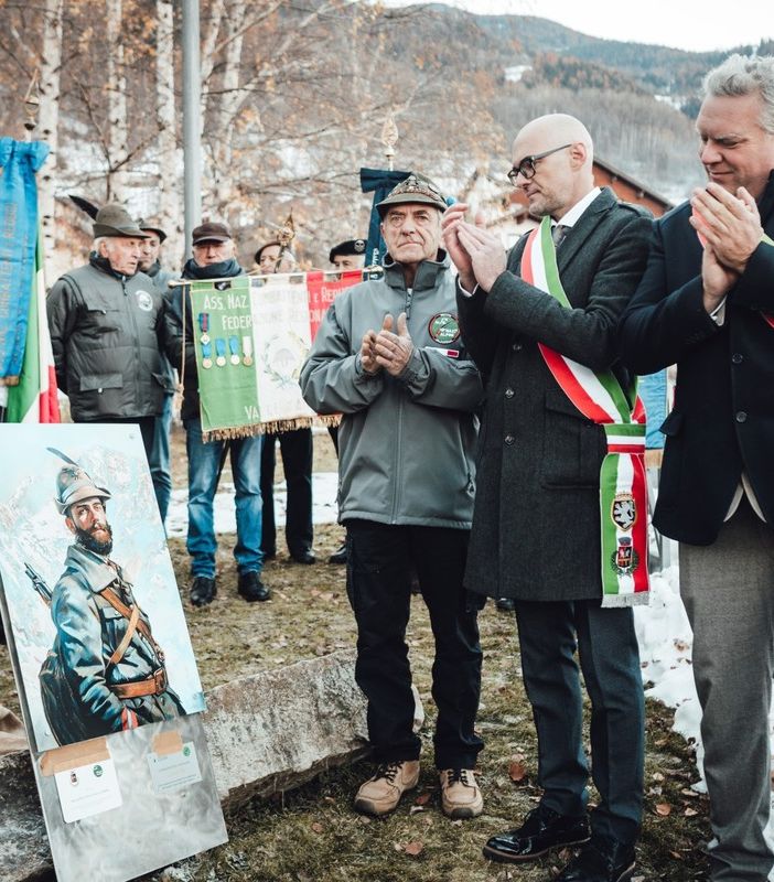 Charvensod celebrati i 60 anni del Gruppo Alpini e inaugurato il Memoriale dei Caduti