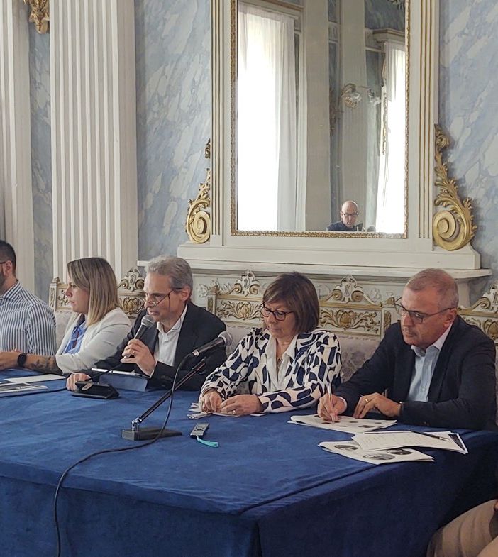 Aosta, Giunta Nuti 'con umiltà e trasparenza' per costruire una città nuova