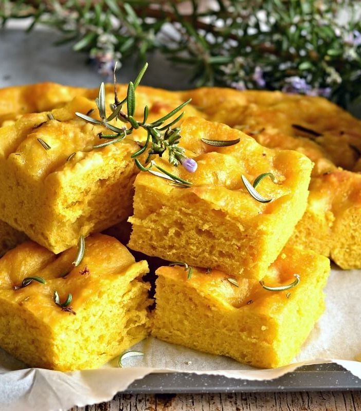 Focaccia alla zucca alta e soffice; Cinzia Raso e la sua preziosissima Pagina Del Goloso