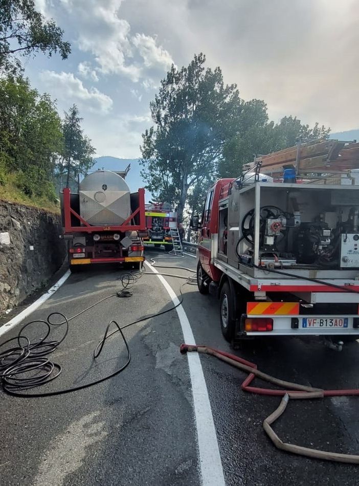 Incendio Aymavilles, raccolta fondi e dichiarato stato di eccezionale calamità VIDEO
