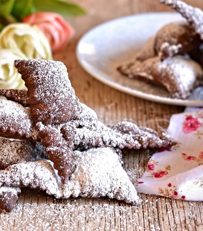 Chiacchiere di Carnevale al cacao come piacciono a Cinzia Raso