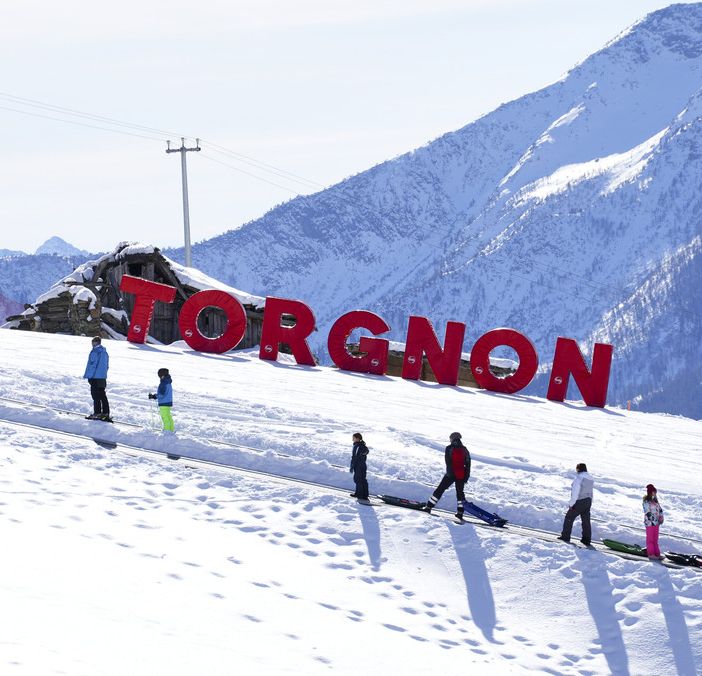 Da sabato 30 novembre si scia anche a Valtournenche, Torgnon e Chamois