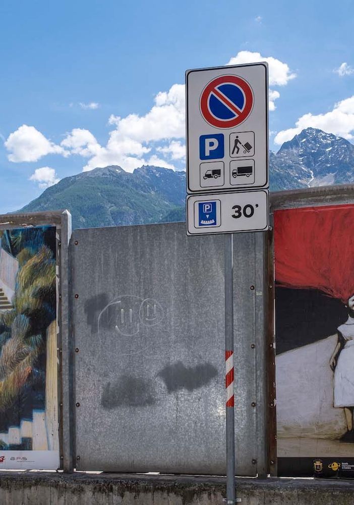 Con 'Affiches' l'arte torna a invadere le strade di Aosta