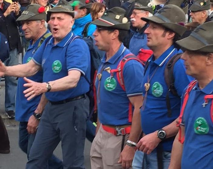 E' iniziata l'invasione pacifica e festosa degli Alpini