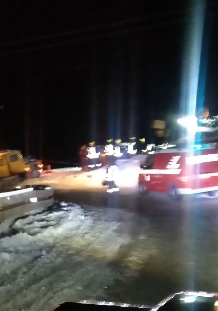 Cervinia, auto si ribalta vicino a una pista da sci