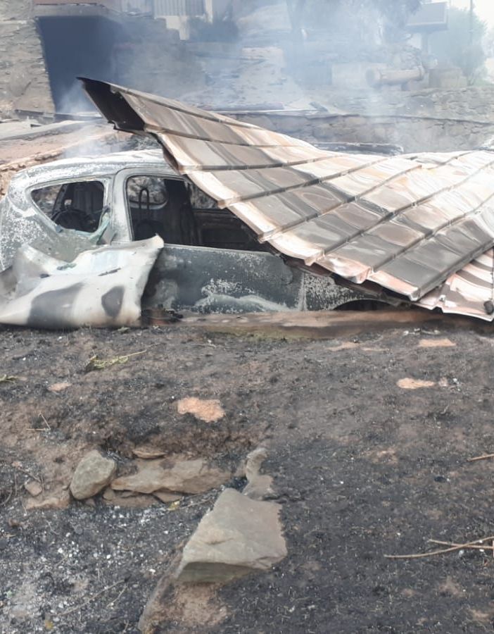 Protezione civile 'no escursionisti e curiosi sui luoghi dell'incendio'