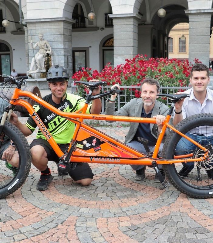 Il Tandem della Libertà con Pietro Giglio (Fiab)  Alessandro Delfino, Patrik Vesan (Fondazione comunitaria) e Giuseppe Grassi (Fidas)