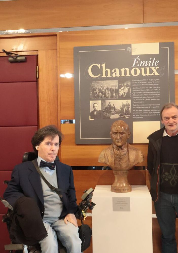 Busto commemorativo di Chanoux inaugurato nel foyer del Consiglio Valle