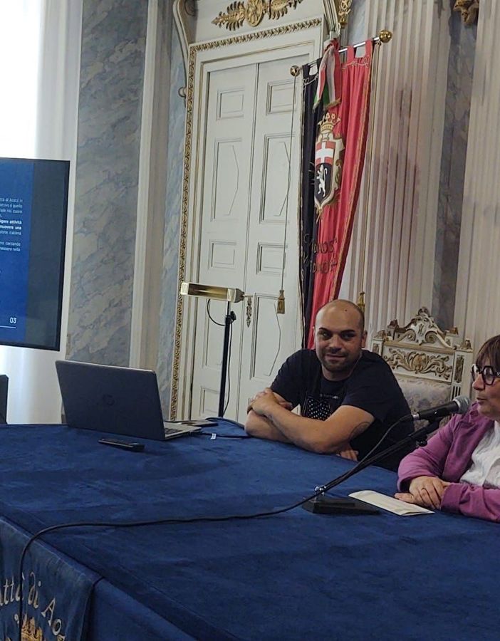 L'assessora allo Sport del comune di Aosta Alina Sapinet e  Giuseppe Rao della Asd GFPA partner dell'evento
