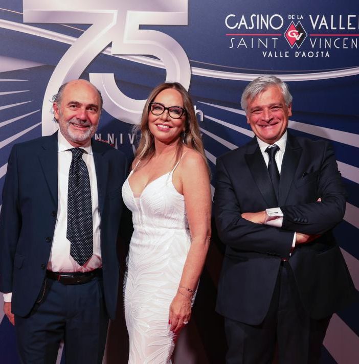 Da sn Rodolfo Buat, Ornella Muti e Luciano Caveri (cliccare sulla foto per avviare la gallery)