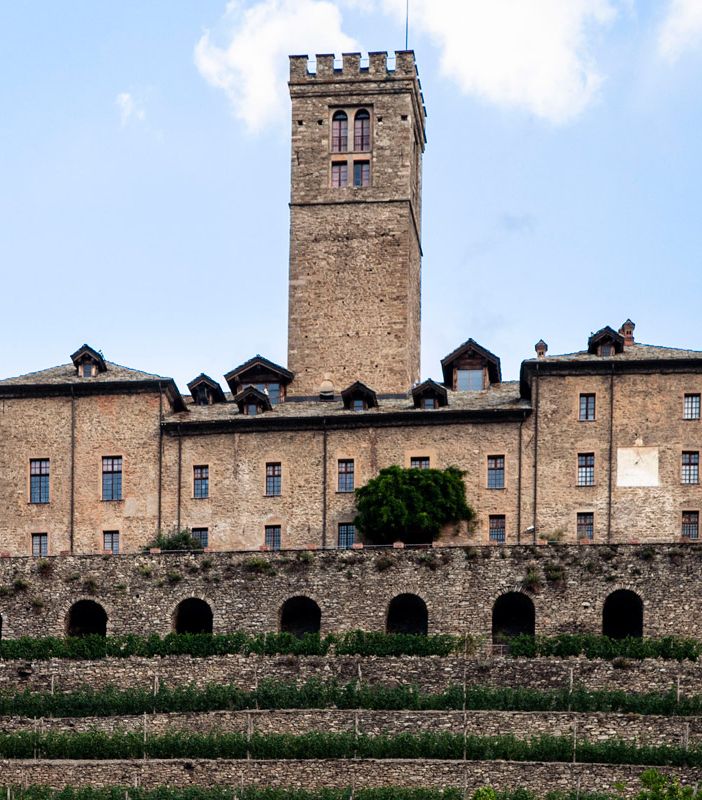 Sarre, al Castello Reale arrivano Iacchetti e Manera