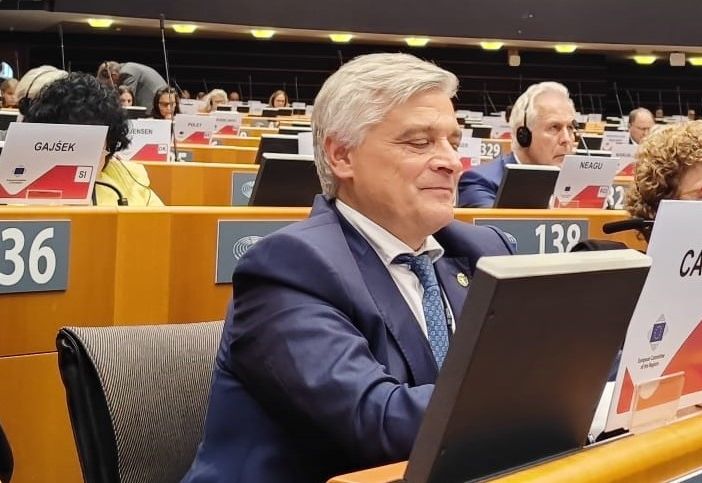 L’assessore Luciano Caveri alla Plenaria del Comitato delle Regioni