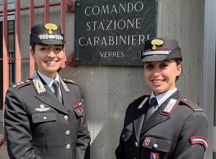 Da sn il capitano Chiara Ricciardi e il maresciallo Camilla Landolfo