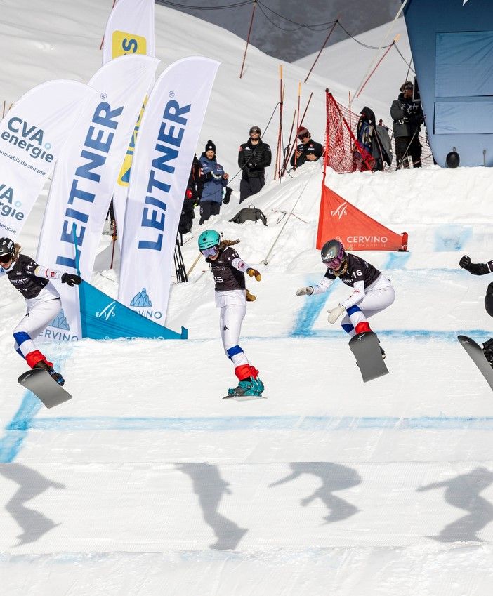Snowboard: CpI, Moresi sul gradino alto del podio nel Big air di Cervinia