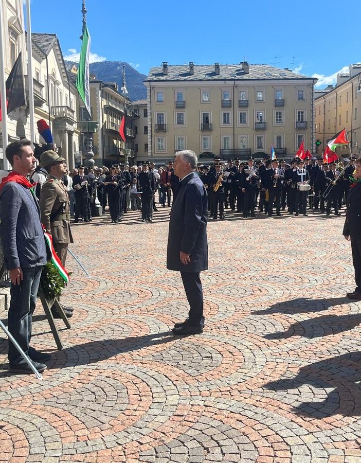 Un momento della celebrazione (cliccare sull'immagine per avviare la fotogallery)