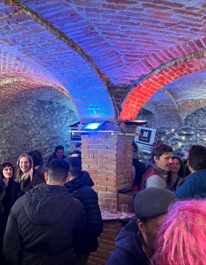 Con la Veillà la Millenaria si veste a festa e invade le 'crotte'