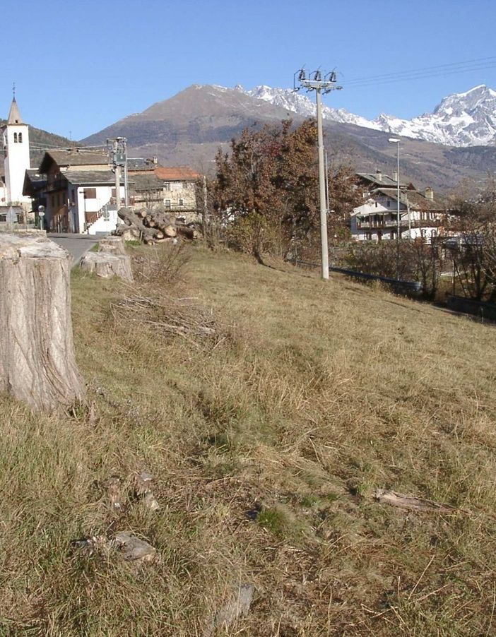 L'ingresso della frazione di Excenex