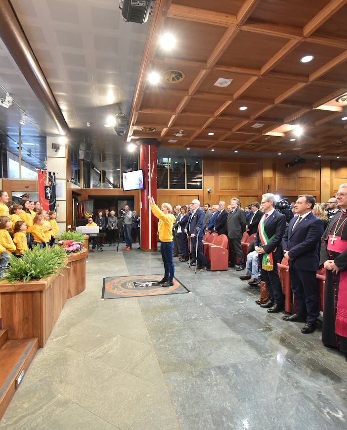 I nuovi Chevaliers e Amis insigniti alla Festa dell'Autonomia valdostana
