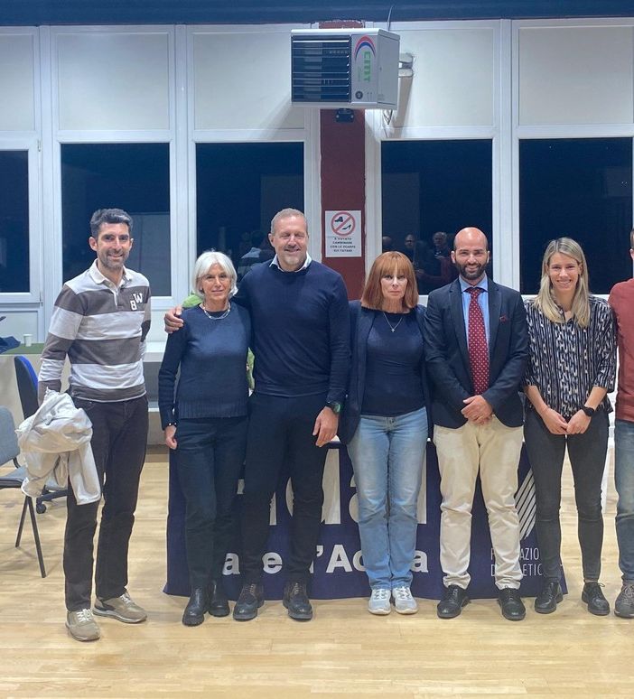 Da sn Mongiovetto, Sergi, Dondeynaz, la presidente Calvesi, Cantales, Pirana, Nicco e il revisore dei conti Franco Antonio Carlo