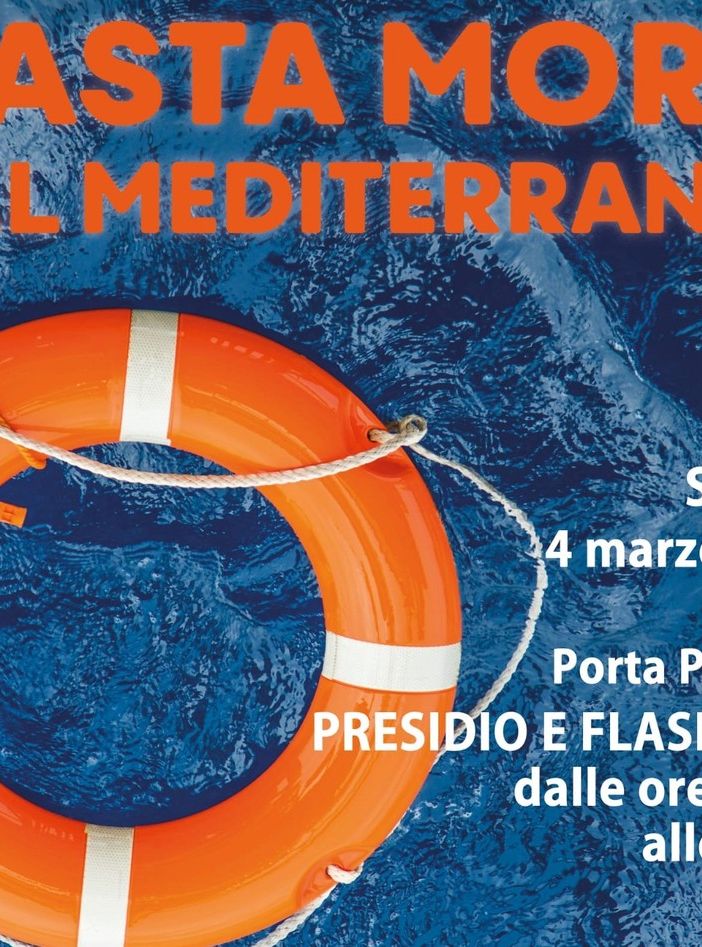 'Basta morti nel mediterraneo', ad Aosta flash mob di Rete Antirazzista