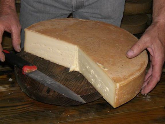Cinque Modon d'Or per le migliori fontine d'alpeggio