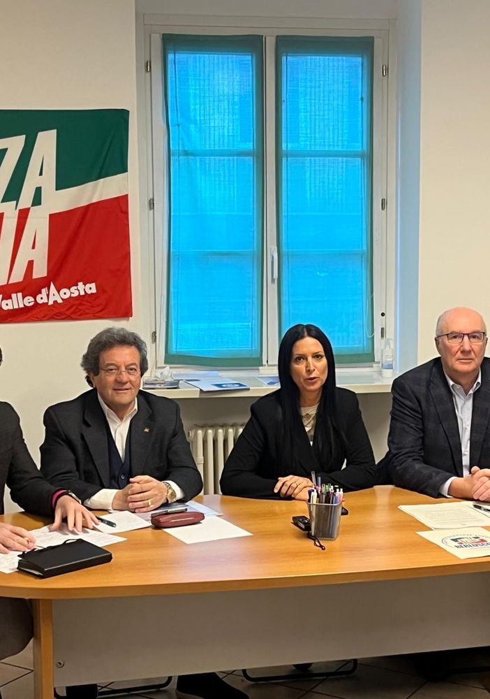 Da sn Christian Ganis, Mauro Baccega, Emily Rini, Pierluigi Marquis e Luca Girasole