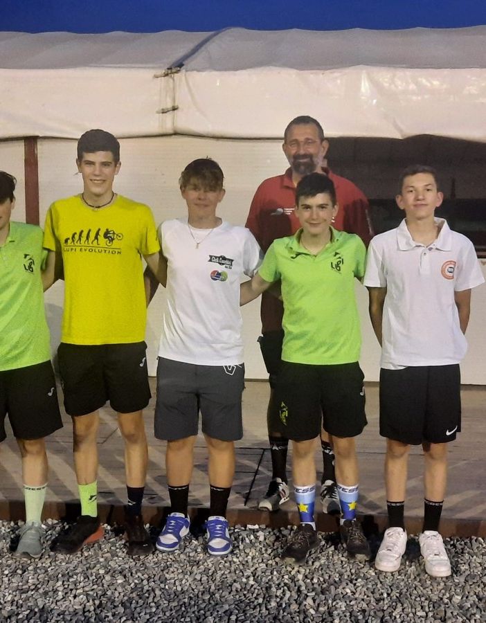 Foto di gruppo con il responsabile del settore Philip Balestrini; da sn Kristel Arcodia, Thierry Philippot, Fabien Borre, Joel Philippot e Enea Bortolotti Barrel