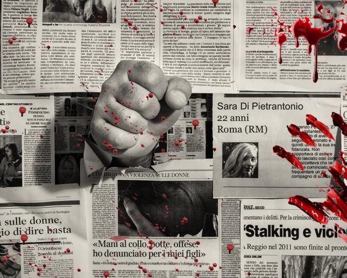 Credits: https://www.shalom.it/blog/arte-bc216/a-a-bella-da-morirea-a-mostra-fotografica-contro-la-violenza-sulle-donne-b1109321