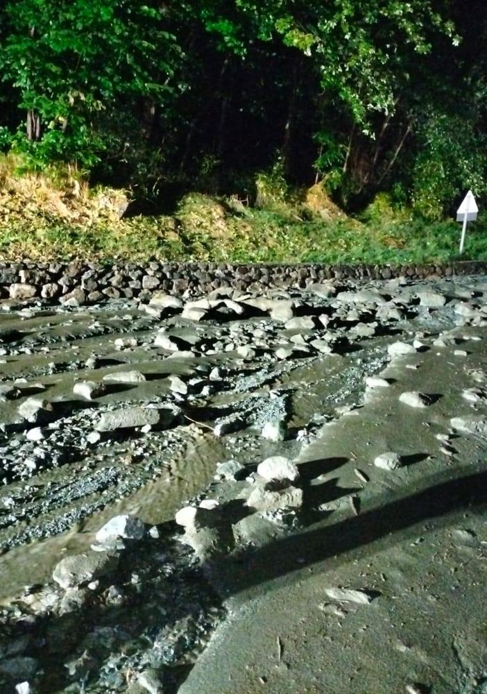 Liberata a tempo record la strada tra Antey e Valtournenche chiusa nella notte per una frana
