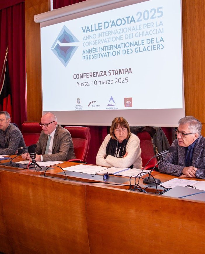 Il ghiaccio del Monte Bianco 'misurato' da droni e georadar