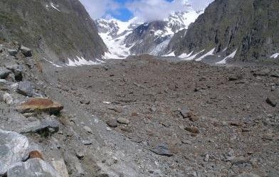Il Miage, ormai in prevalenza 'ghiacciaio nero'