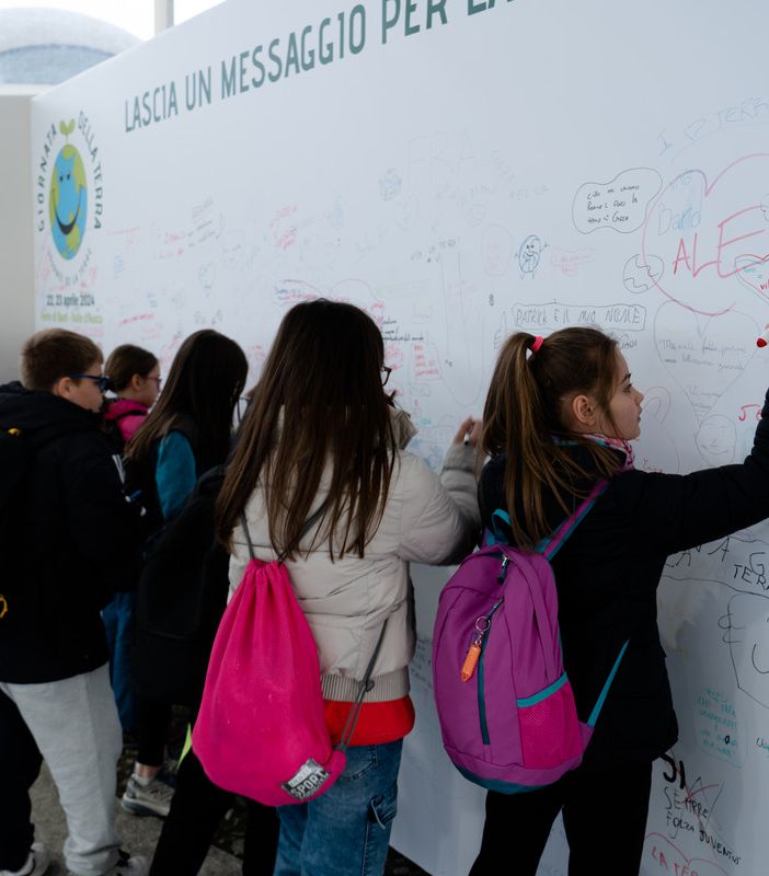 Oltre 800 studenti alle Giornate della Terra 2024 al Forte di Bard