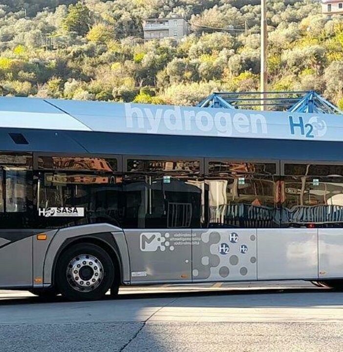 Deserta anche la seconda gara di Svap per acquistare bus a idrogeno