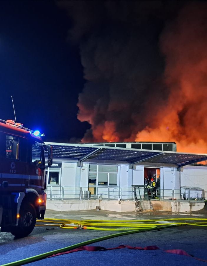Incendio alla GPS di Arnad, Fiom preoccupata per sorte lavoratori