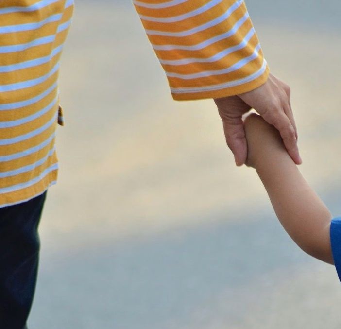 Madre e figlio fuggiti da comunità, ricerche in corso