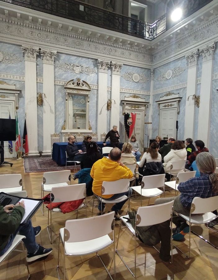 Aosta, Marché Vert Noel pensa a piazza Chanoux sognando il ritorno al Teatro Romano