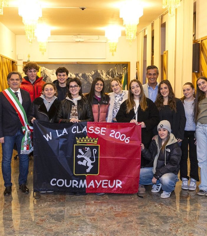 Courmayeur, consegnata maturità civica ai coscritti del 2006
