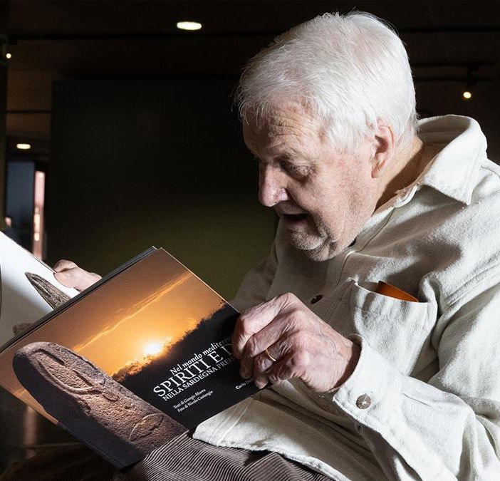 Addio all’archeologo Franco Mezzena, scopritore dell’Area Megalitica di Aosta