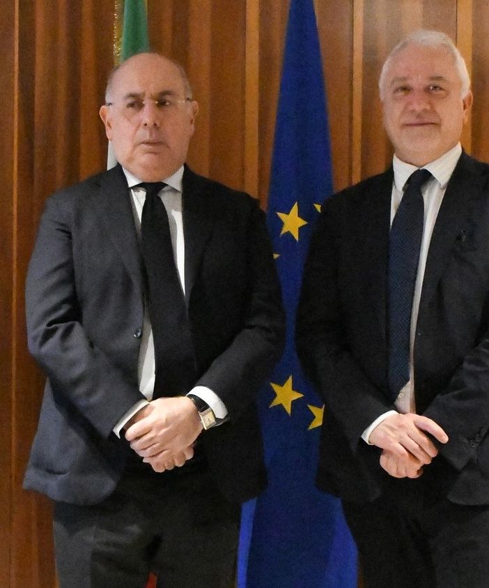 Da sn il questore di Aosta, Carlo Musti e il nuovo Vicario, Michele Mollo