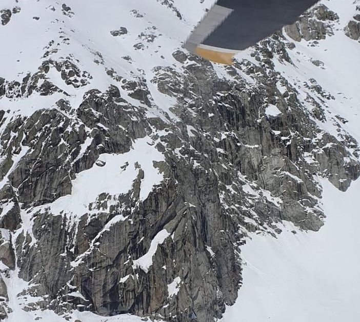 Freerider francese cade e muore nel massiccio del Monte Bianco