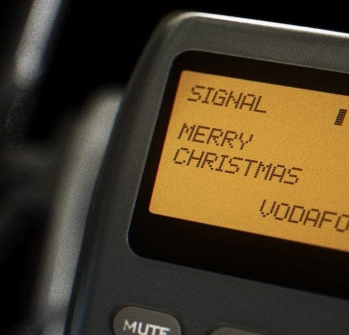 Il 3 dicembre 1992, 30 anni fa, veniva inviato il primo SMS della storia