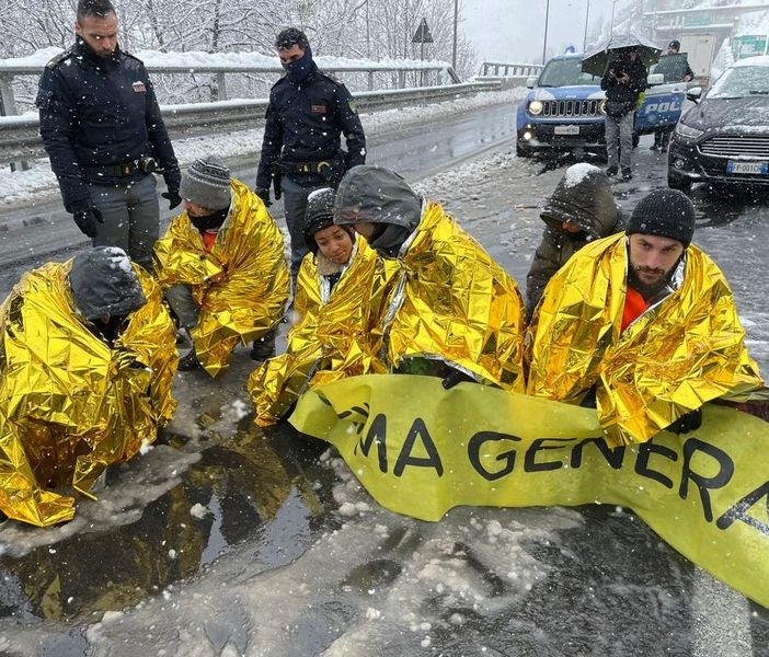 Il fermo 'no' dei francesi alla seconda canna al Bianco, 'non vogliamo un'altra Val di Susa'