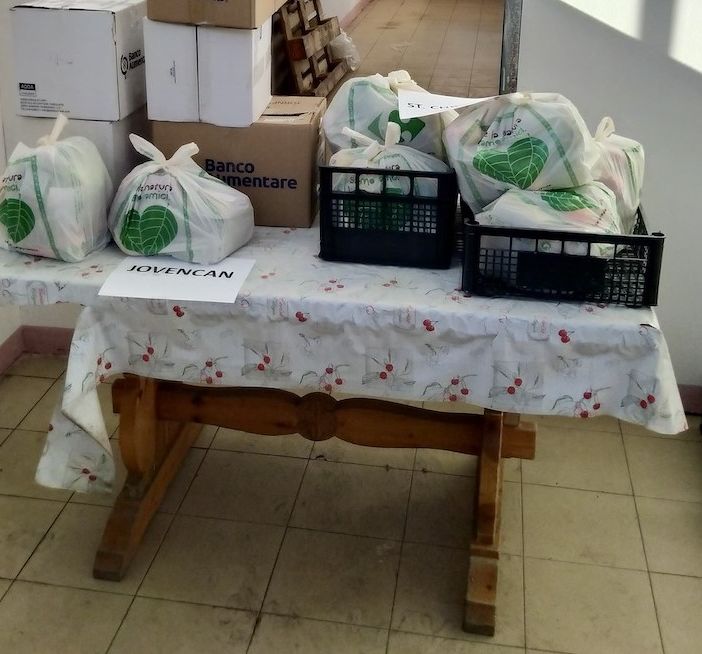 Emporio Quotidiamo apre il magazzino dei pacchi alimentari