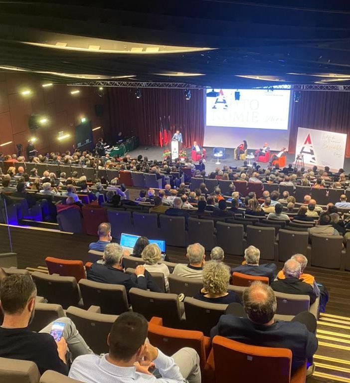 In 350 a Saint-Vincent per la prima chiamata alla 'réunion autonomista'